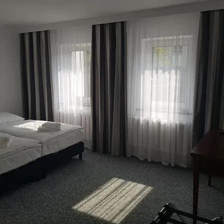 Parkova - Hotelowe Bed & Breakfast 3*