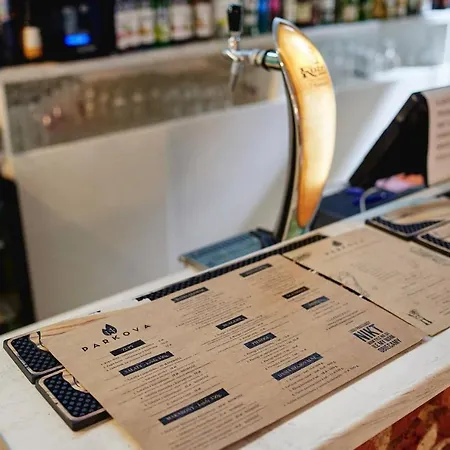 Parkova - Hotelowe 3*