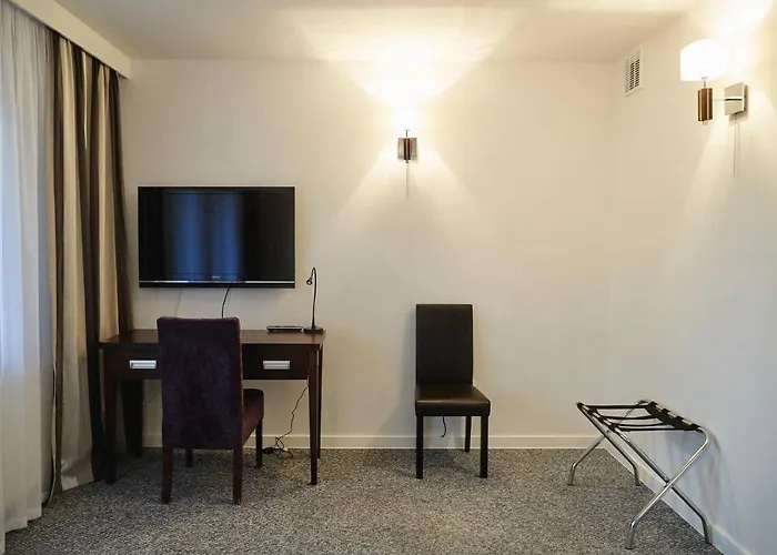 Bed & Breakfast Parkova - Hotelowe 3*